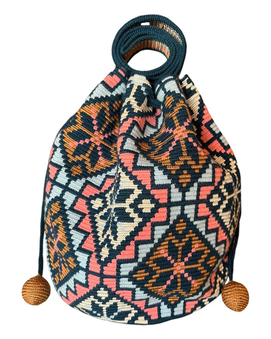 Wayuu Star Bag: A Handcrafted Guajira Treasure